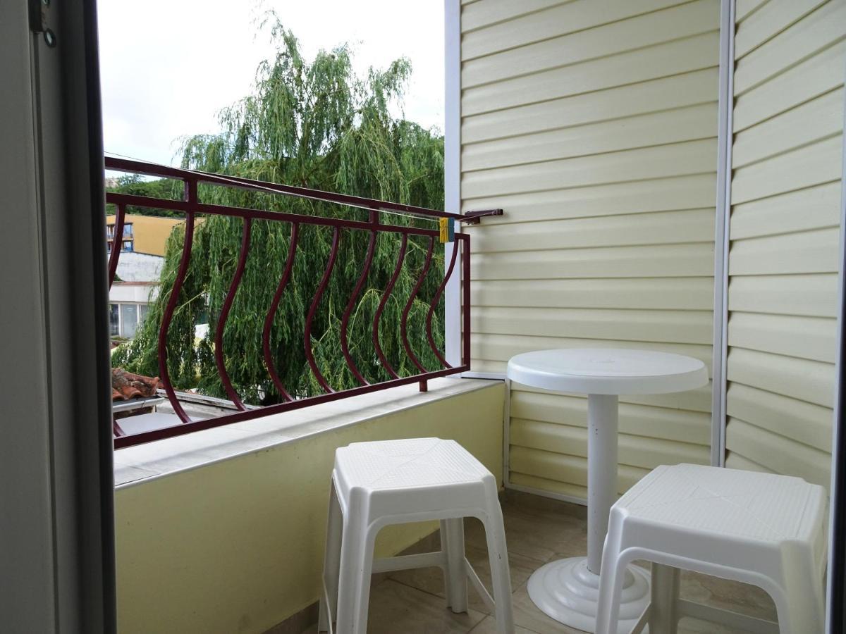 Hotel Niko Kranevo Bagian luar foto