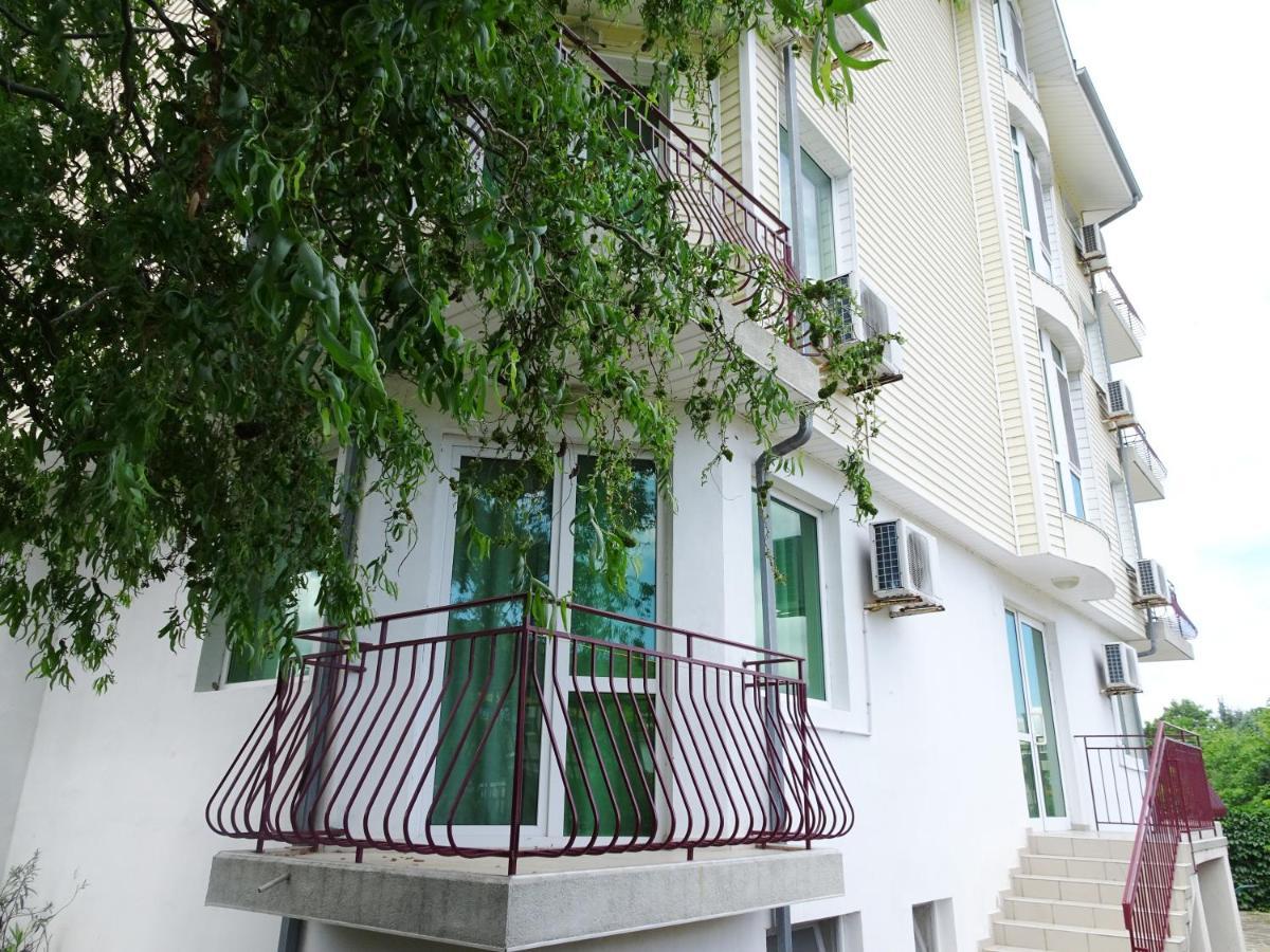 Hotel Niko Kranevo Bagian luar foto