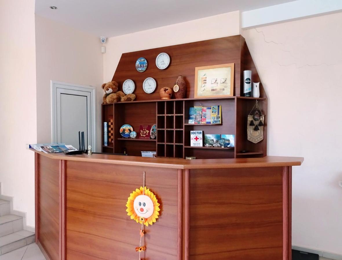Hotel Niko Kranevo Bagian luar foto