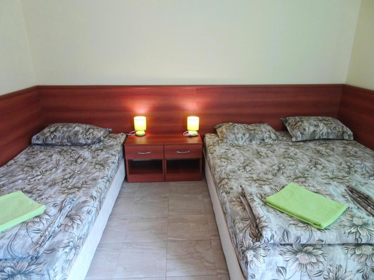 Hotel Niko Kranevo Bagian luar foto