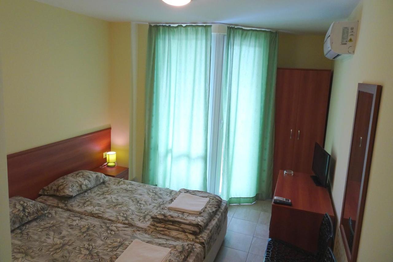 Hotel Niko Kranevo Bagian luar foto