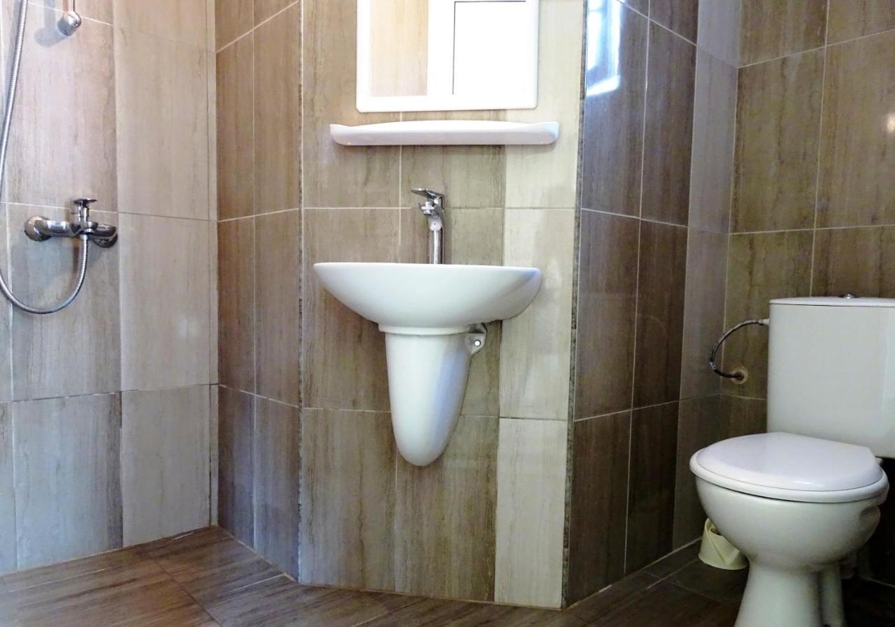 Hotel Niko Kranevo Bagian luar foto