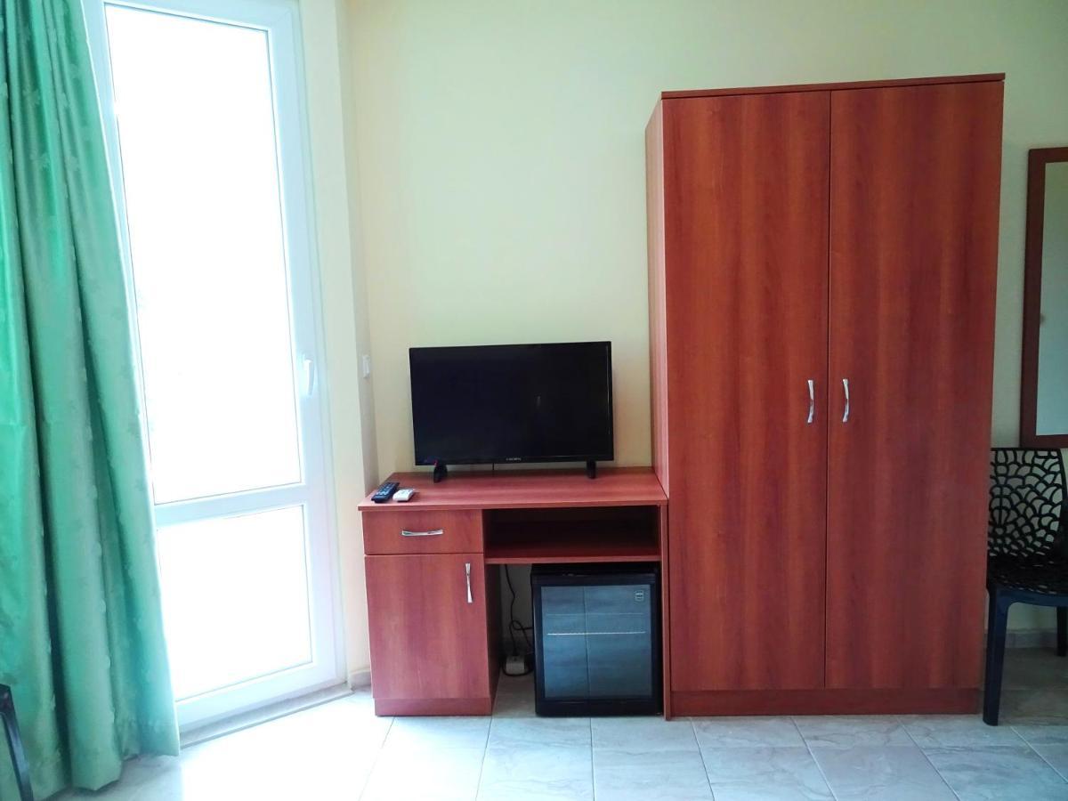 Hotel Niko Kranevo Bagian luar foto