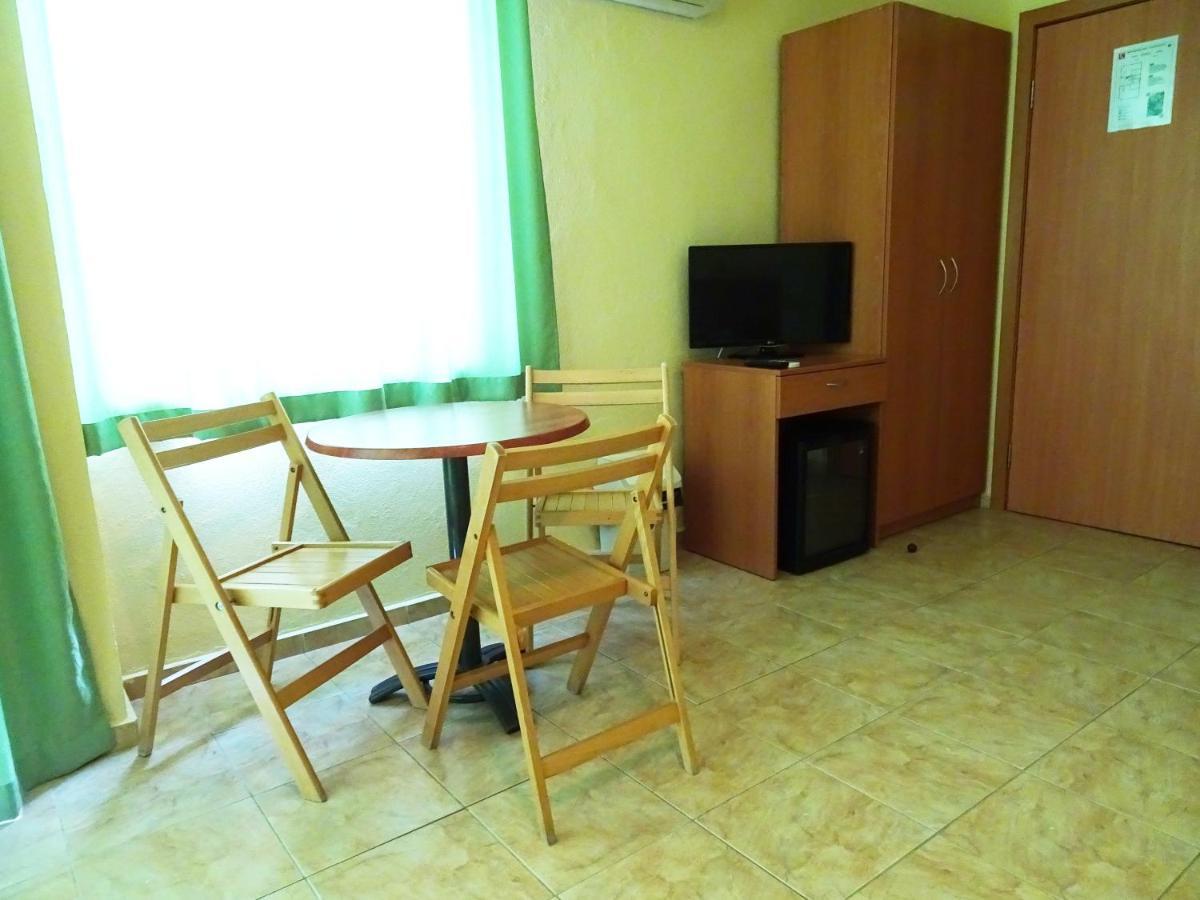 Hotel Niko Kranevo Bagian luar foto