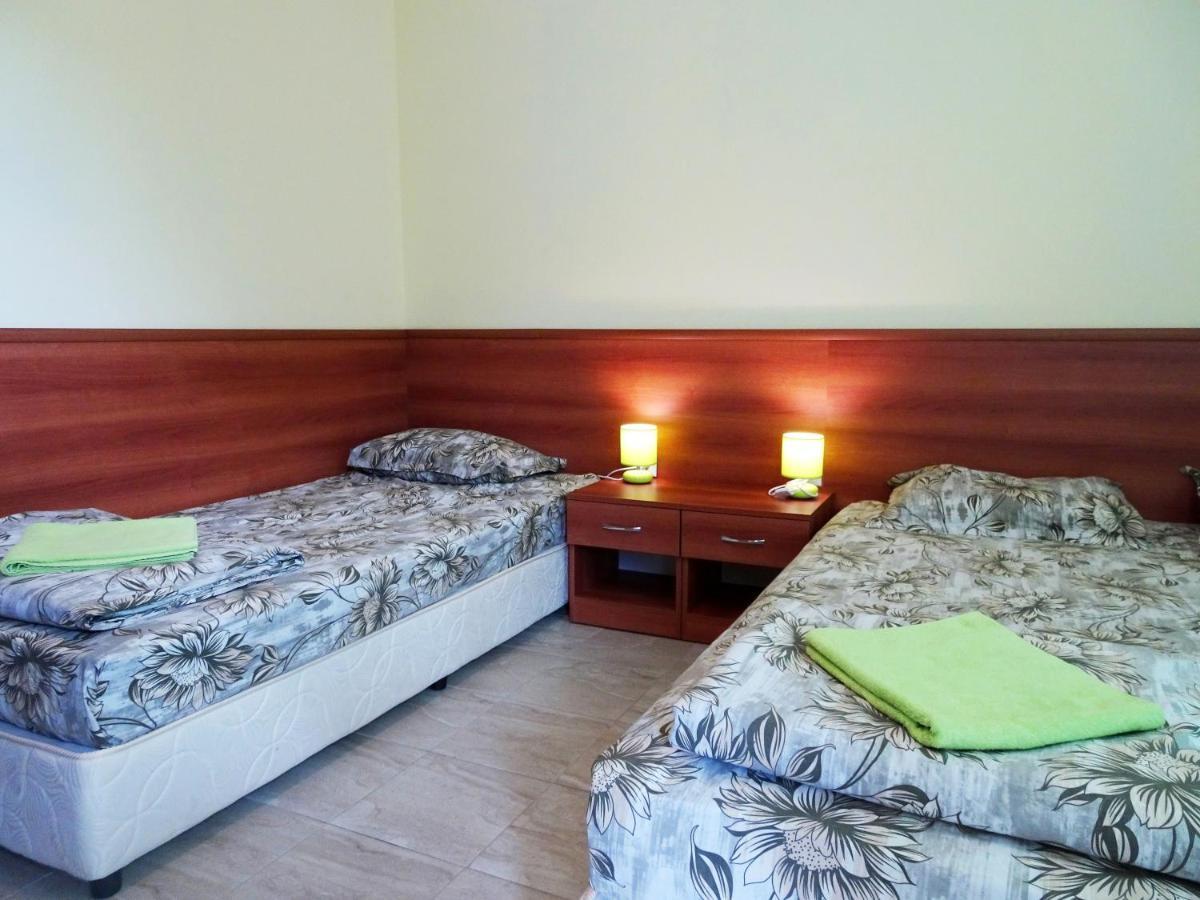 Hotel Niko Kranevo Bagian luar foto