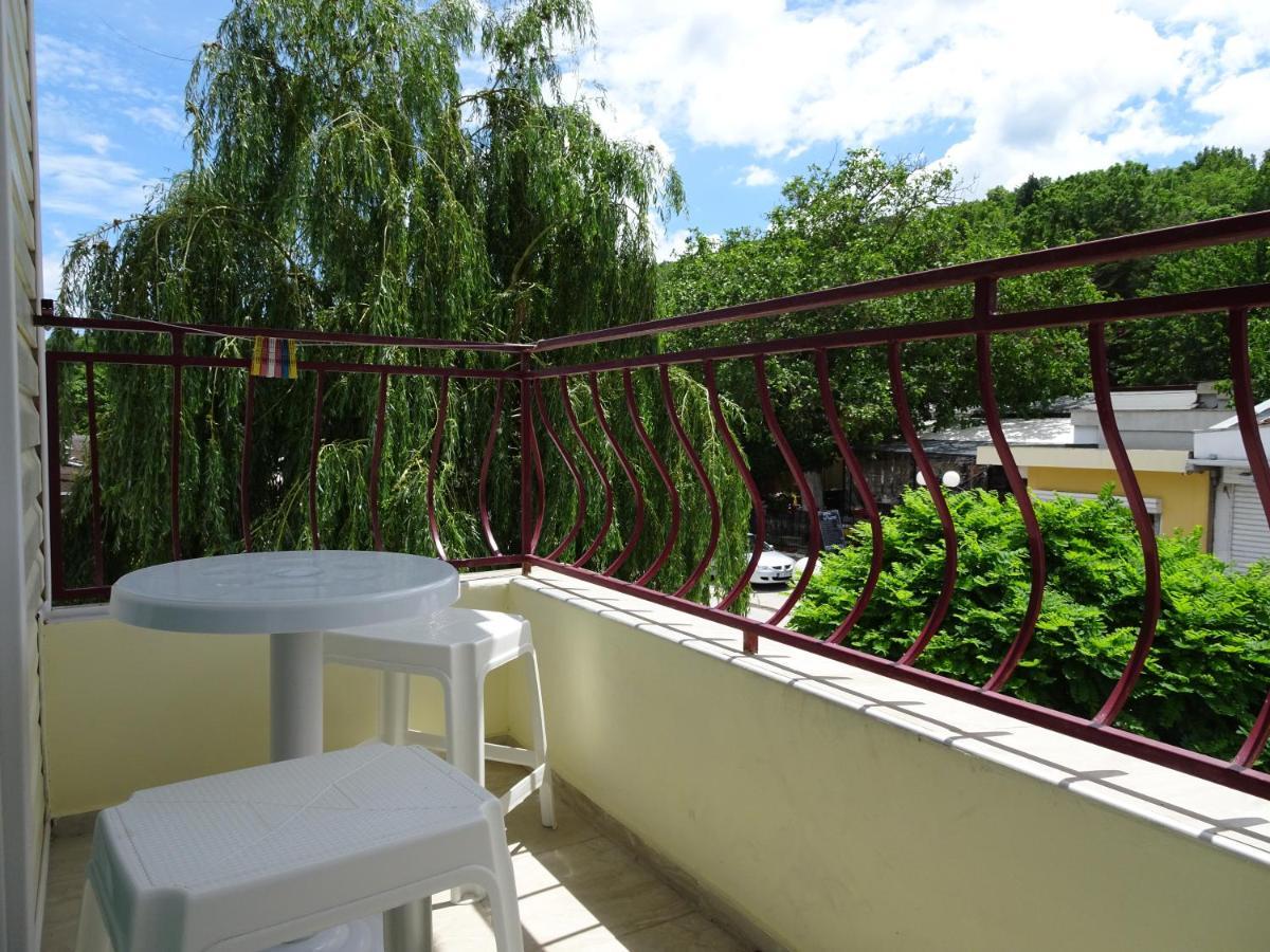 Hotel Niko Kranevo Bagian luar foto