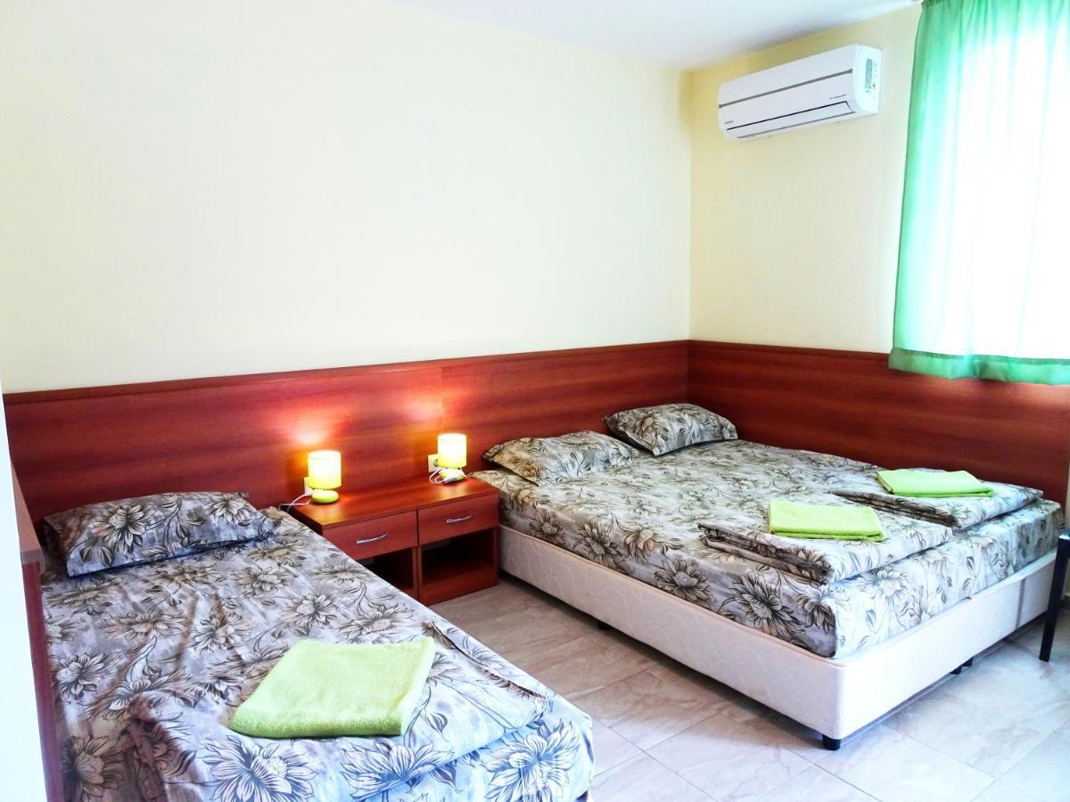 Hotel Niko Kranevo Bagian luar foto