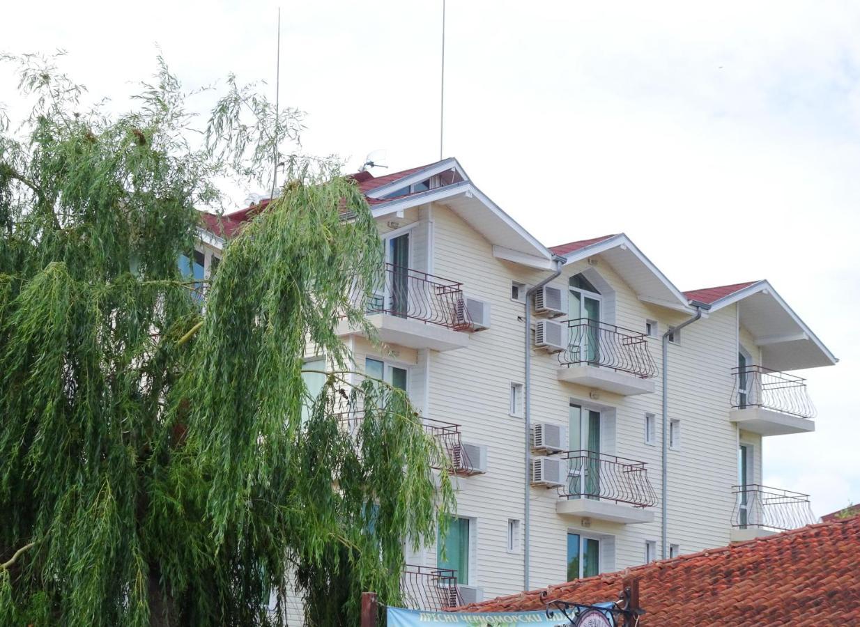 Hotel Niko Kranevo Bagian luar foto
