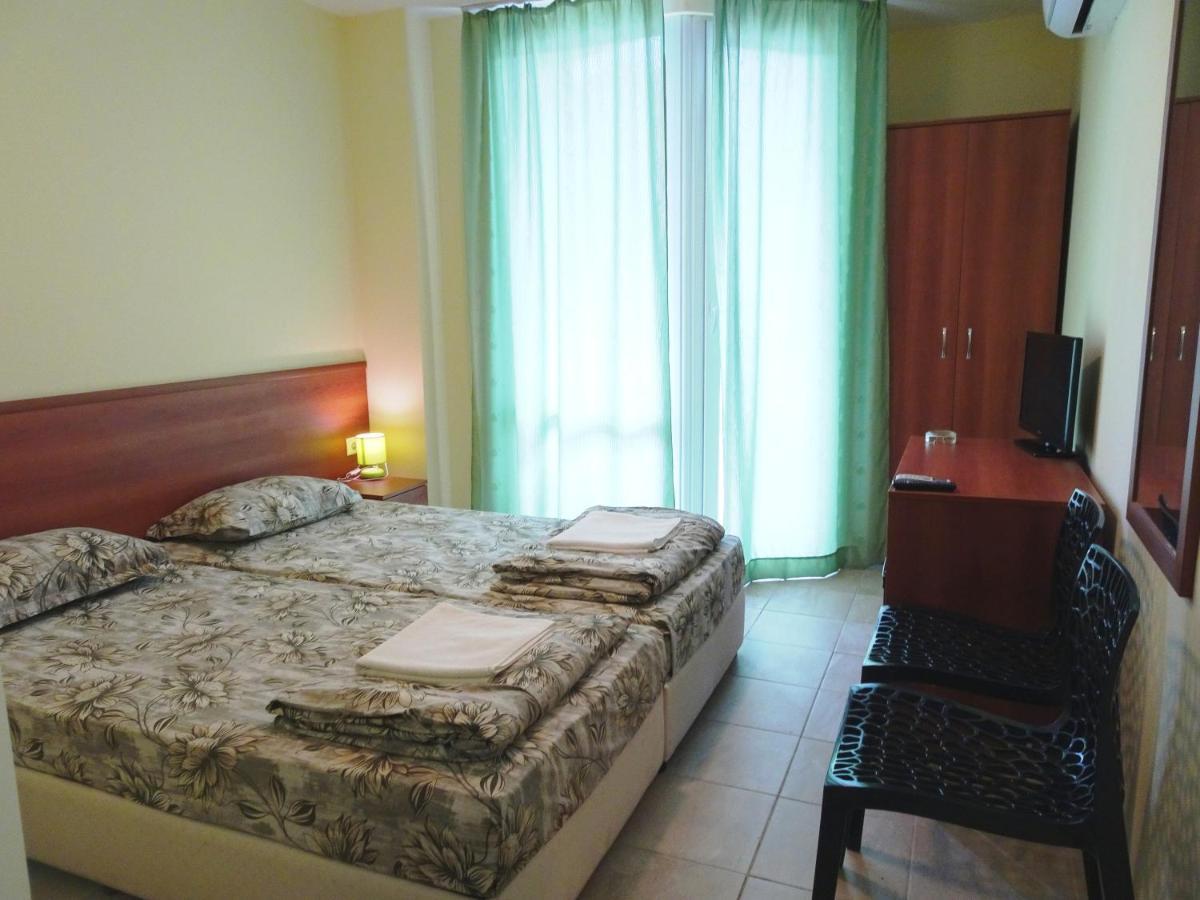 Hotel Niko Kranevo Bagian luar foto